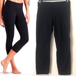 Athleta black Capri leggings size XS